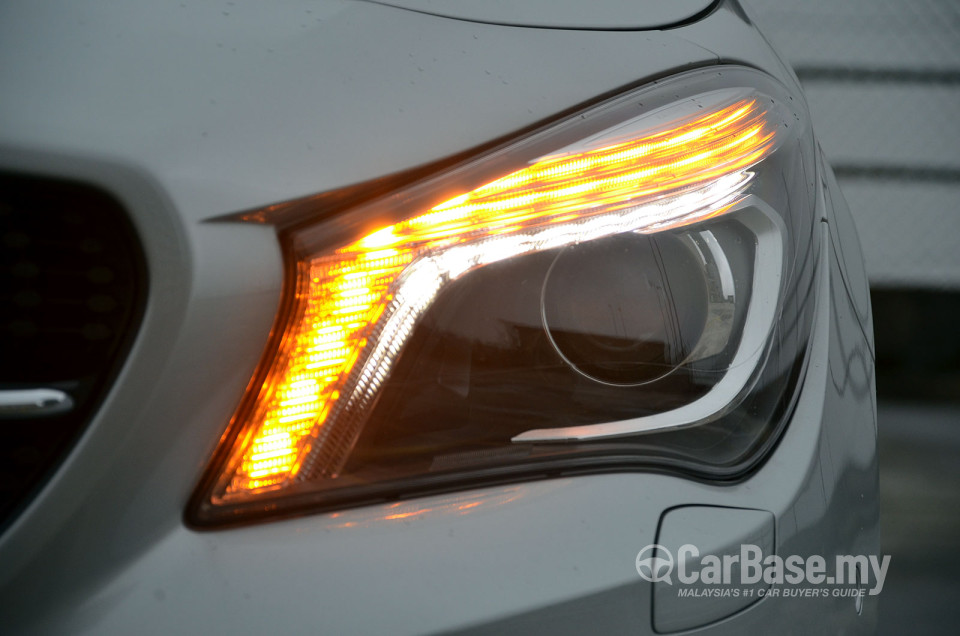 Mercedes-Benz CLA C117 (2014) Exterior