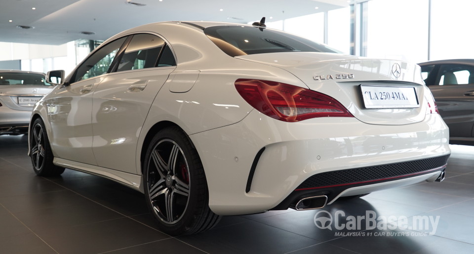 Mercedes-Benz CLA C117 (2014) Exterior