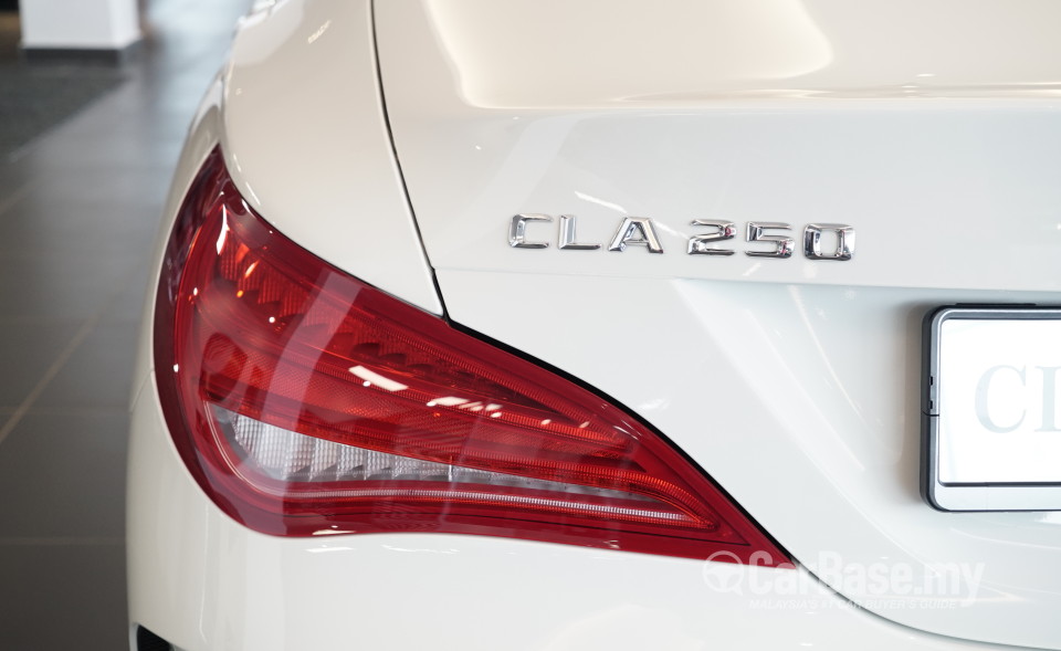 Mercedes-Benz CLA C117 (2014) Exterior