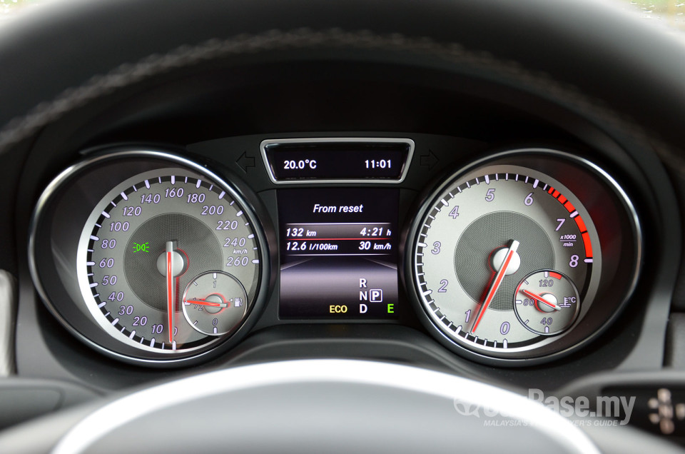 Mercedes-Benz CLA C117 (2014) Interior