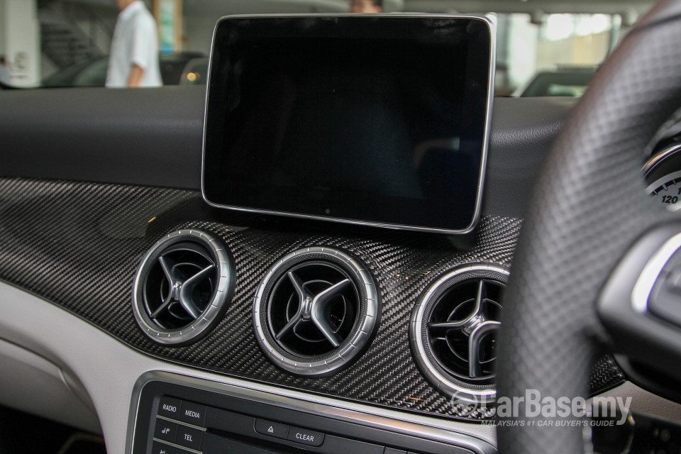 Mercedes-Benz CLA C117 (2014) Interior