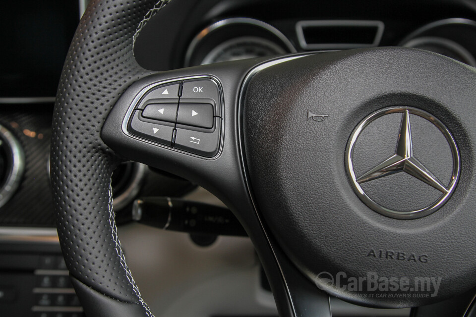 Toyota Fortuner AN160 (2016) Interior