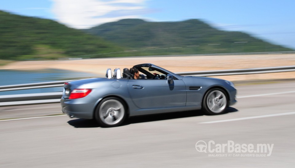 Mercedes-Benz SLC R172 (2012) Exterior
