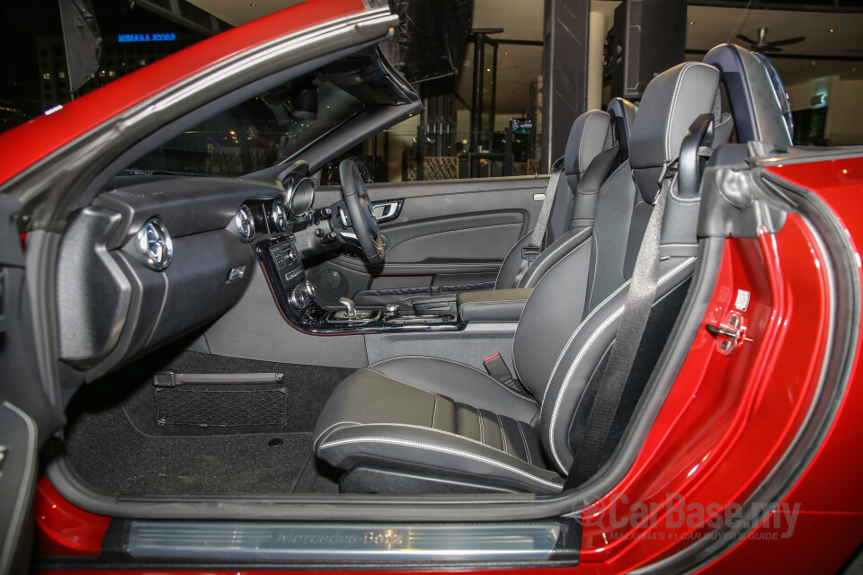 Nissan Navara D23 Facelift (2021) Interior