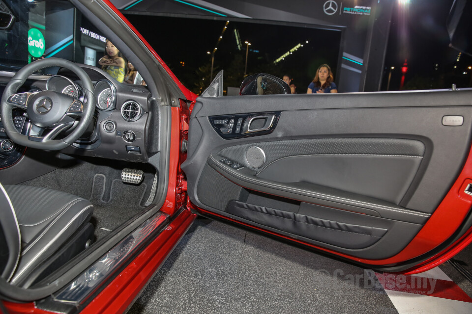 Mazda MX-5 ND (2015) Interior