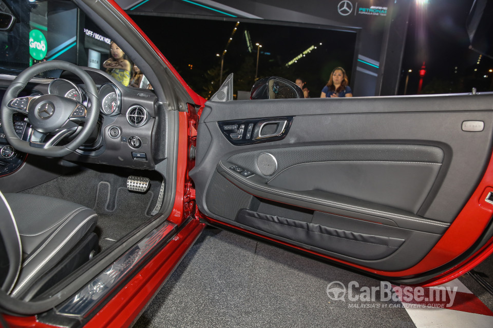 Mercedes-Benz SLC R172 Facelift (2016) Interior