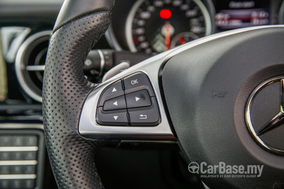 Mercedes-Benz SLC R172 Facelift (2016) Interior