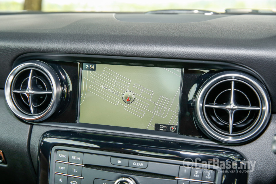 Mercedes-Benz SLC R172 Facelift (2016) Interior