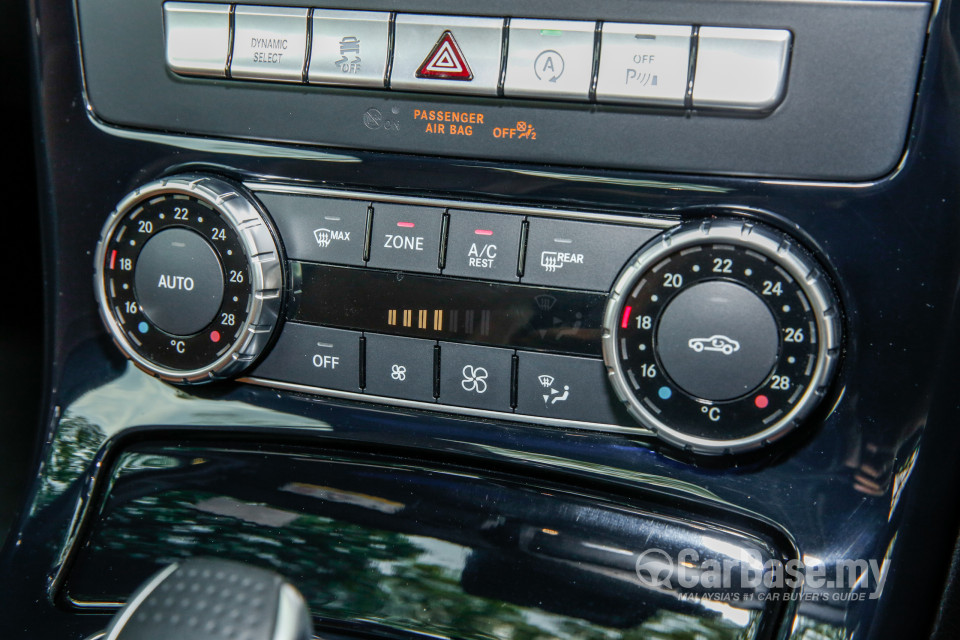Mercedes-Benz SLC R172 Facelift (2016) Interior