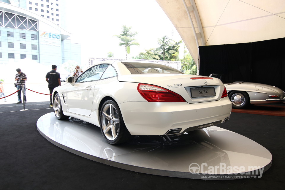 Mercedes-Benz SL-Class R231 (2012) Exterior