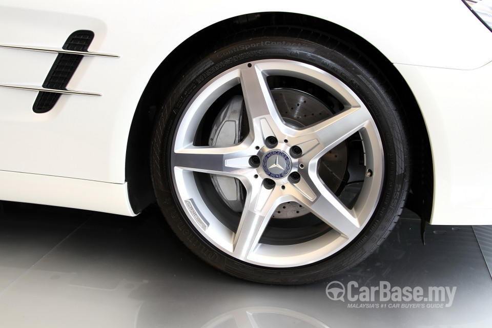 Mercedes-Benz SL-Class R231 (2012) Exterior