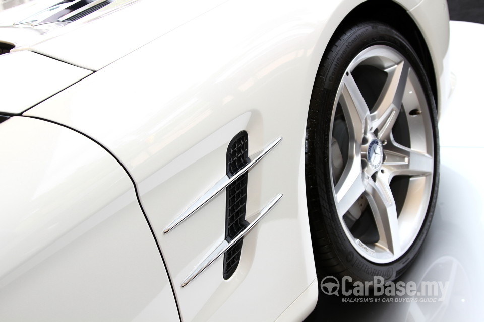 Mercedes-Benz SL-Class R231 (2012) Exterior