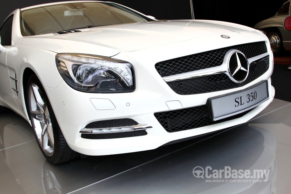 Mercedes-Benz SL-Class R231 (2012) Exterior
