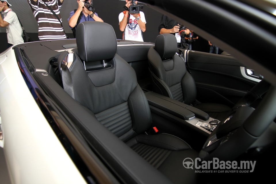 Mercedes-Benz SL-Class R231 (2012) Interior