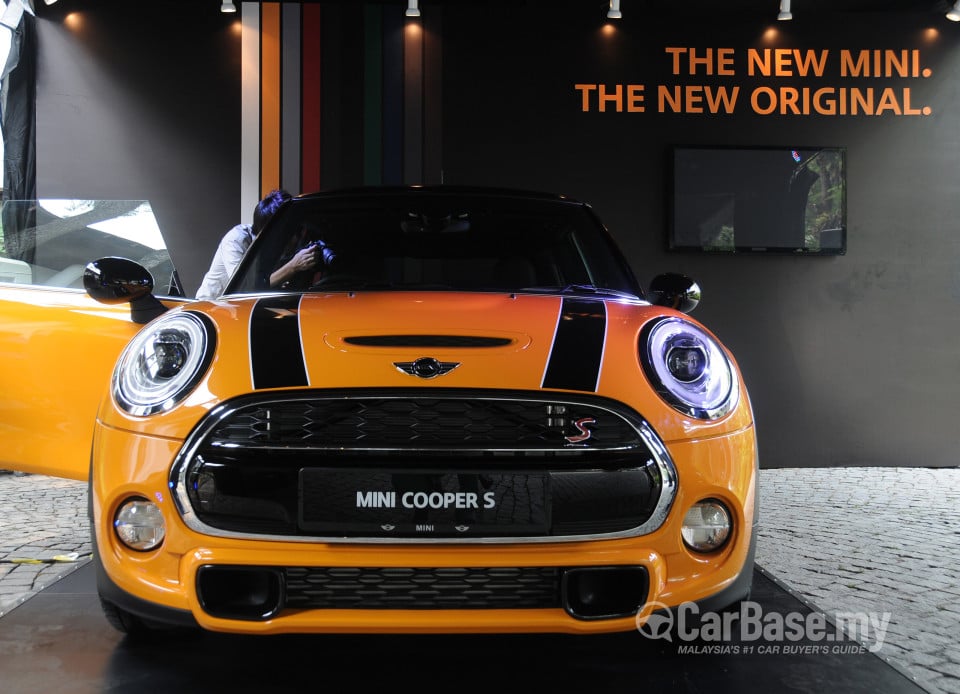 MINI 3 Door F56 (2014) Exterior