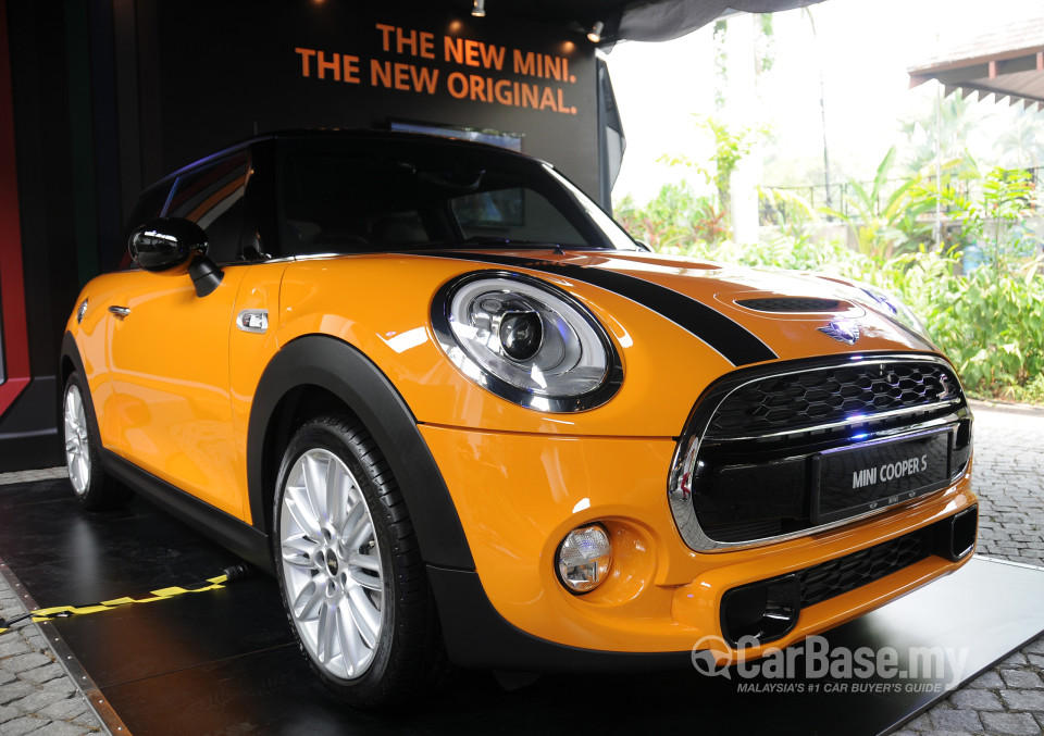 MINI 3 Door F56 (2014) Exterior