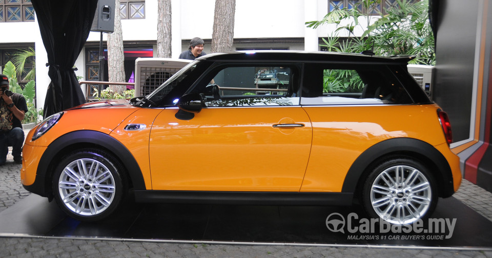 MINI 3 Door F56 (2014) Exterior