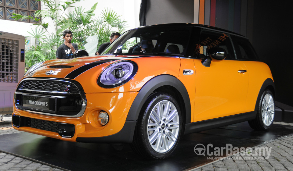 MINI 3 Door F56 (2014) Exterior