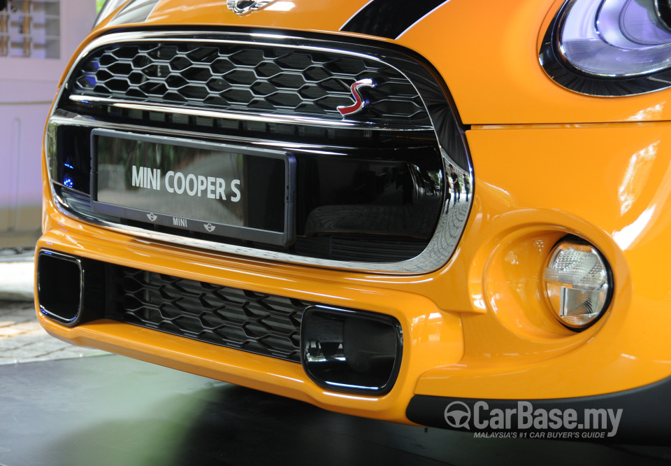 MINI 3 Door F56 (2014) Exterior