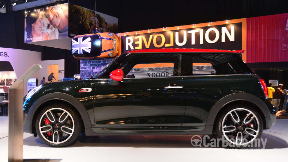 MINI 3 Door F56 (2014) Exterior