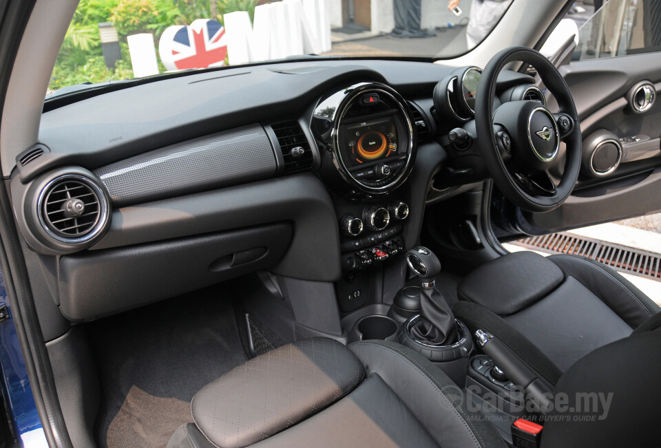 Honda Jazz GK Facelift (2017) Interior