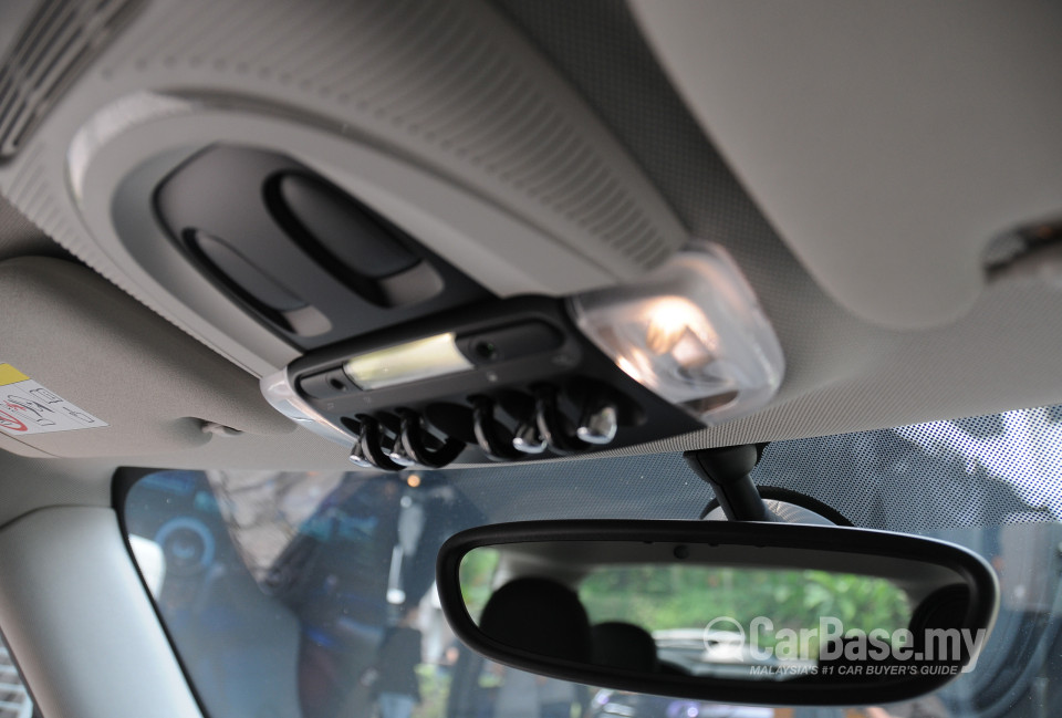 MINI 3 Door F56 (2014) Interior