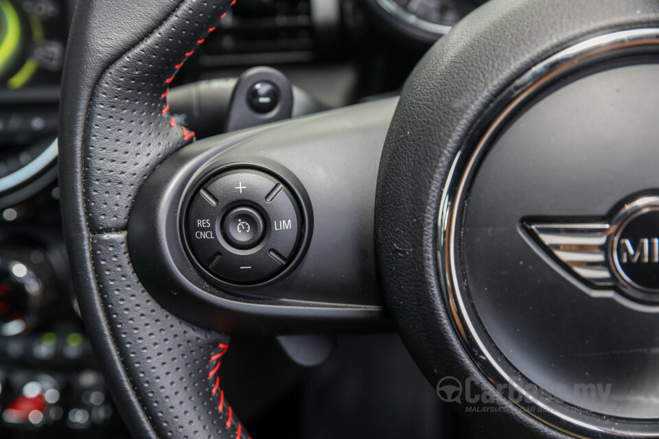 Chevrolet Cruze J300 (2012) Interior