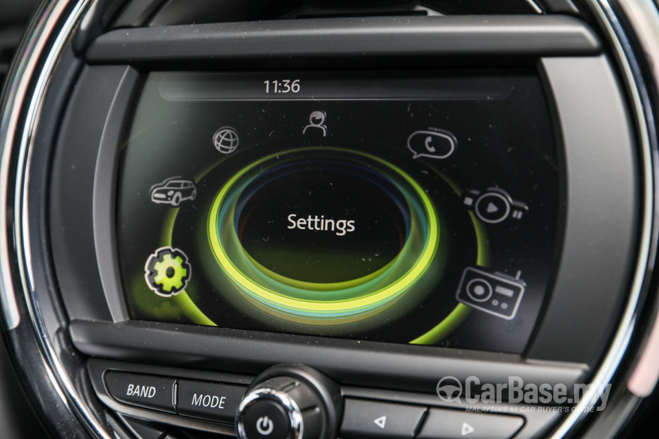 MINI 3 Door F56 (2014) Interior