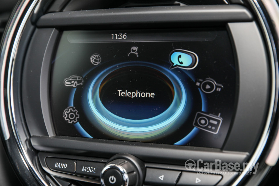 MINI 3 Door F56 (2014) Interior