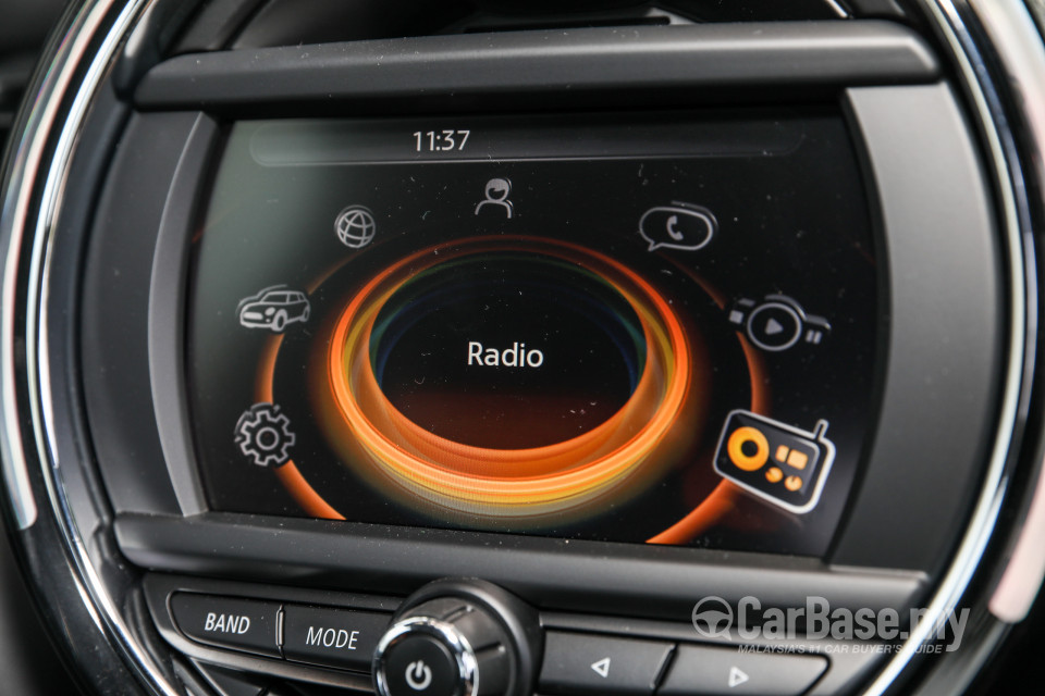 MINI 3 Door F56 (2014) Interior
