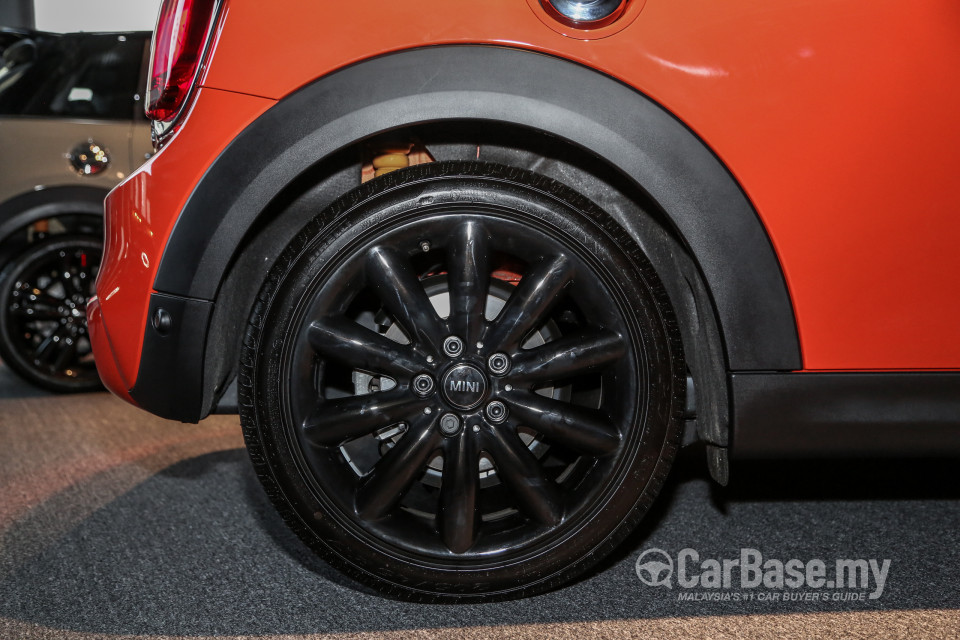 MINI 3 Door F56 LCI (2018) Exterior