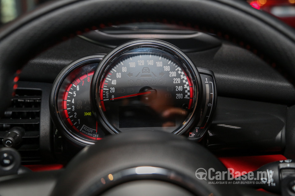 MINI 3 Door F56 LCI (2018) Interior