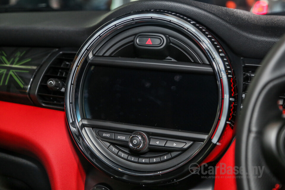 Mazda CX-9 Mk2 (2017) Interior