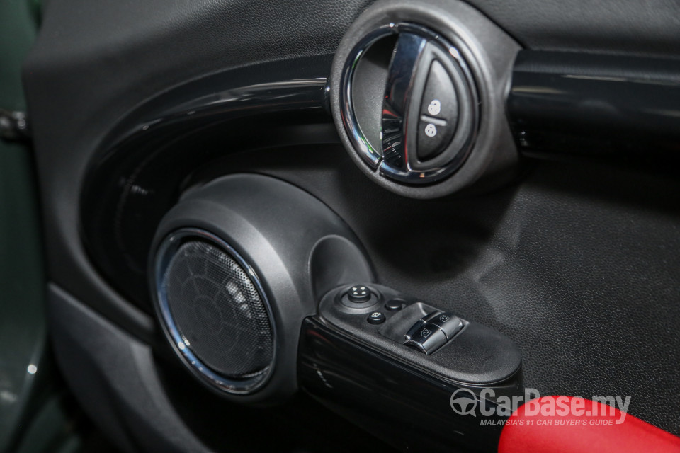 MINI 3 Door F56 LCI (2018) Interior