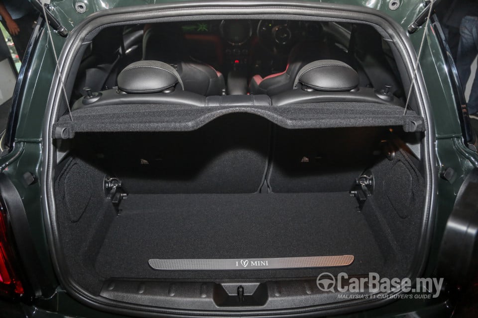 MINI 3 Door F56 LCI (2018) Interior