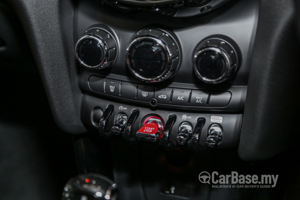 MINI 3 Door F56 LCI (2018) Interior
