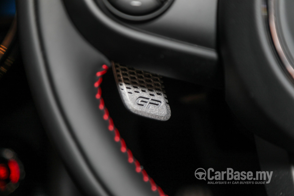 MINI 3 Door F56 LCI (2018) Interior