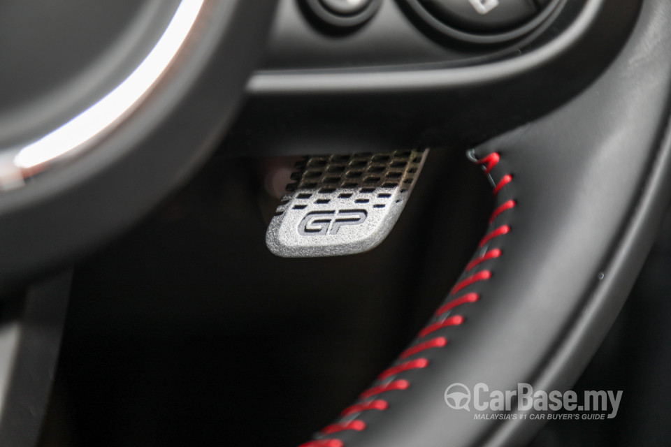 MINI 3 Door F56 LCI (2018) Interior