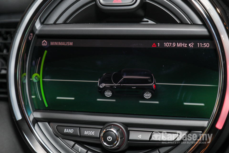 MINI 3 Door F56 LCI (2018) Interior
