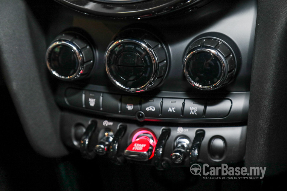MINI 3 Door F56 LCI (2018) Interior