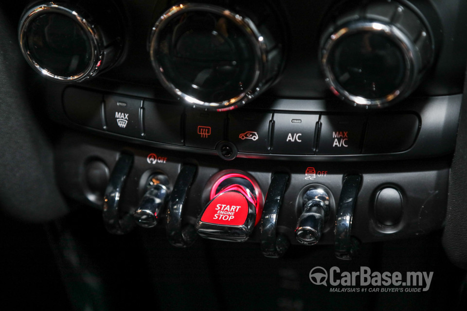 MINI 3 Door F56 LCI (2018) Interior