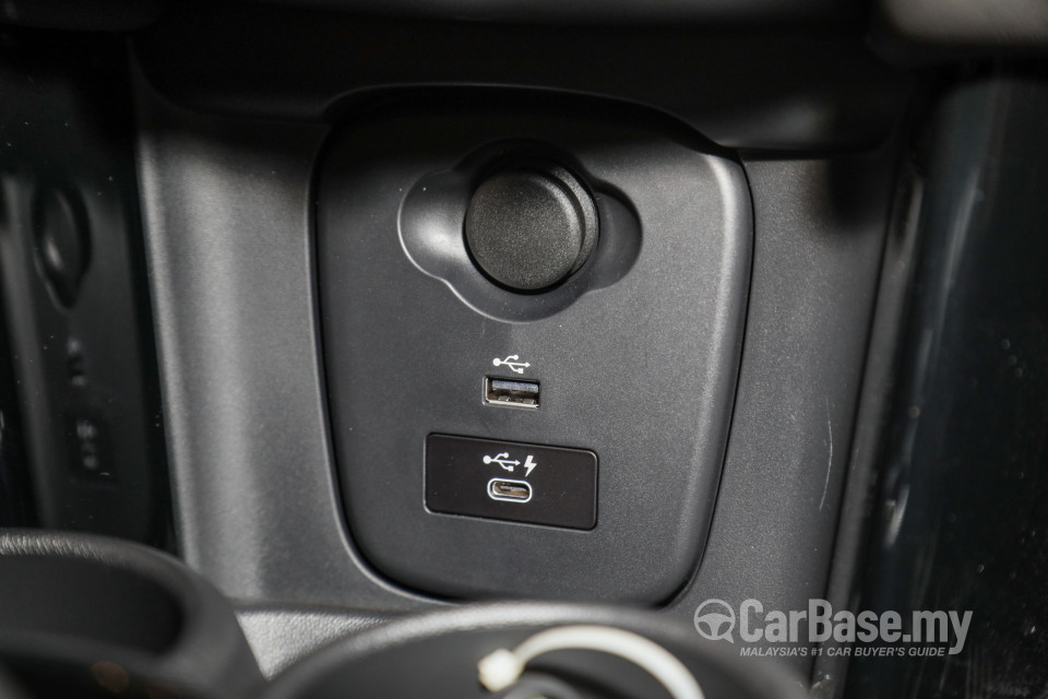 MINI 3 Door F56 LCI (2018) Interior