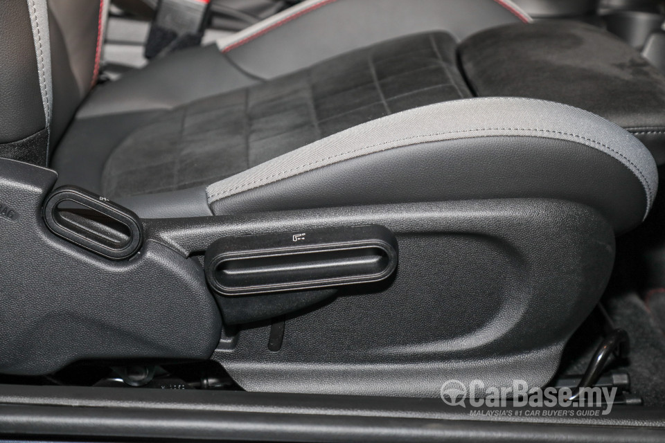 MINI 3 Door F56 LCI (2018) Interior