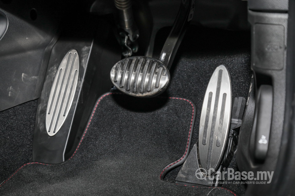MINI 3 Door F56 LCI (2018) Interior