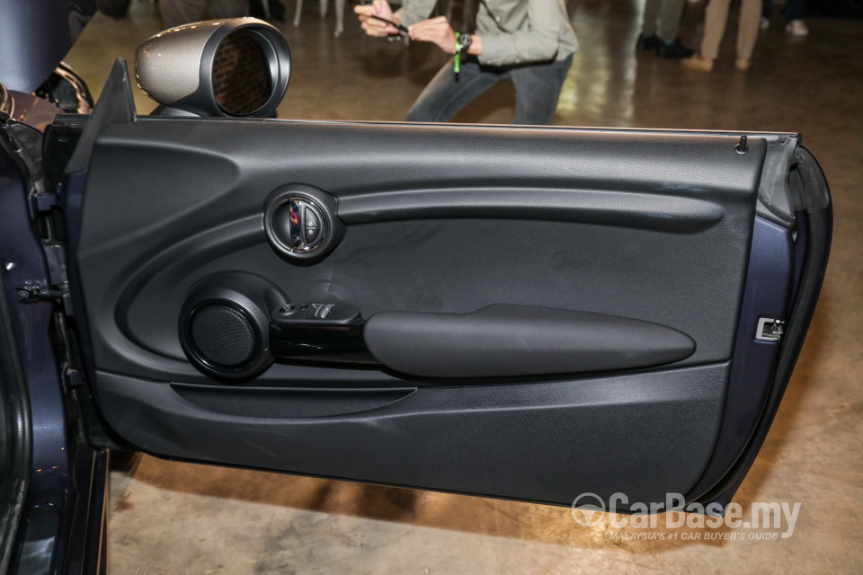 MINI 3 Door F56 LCI (2018) Interior