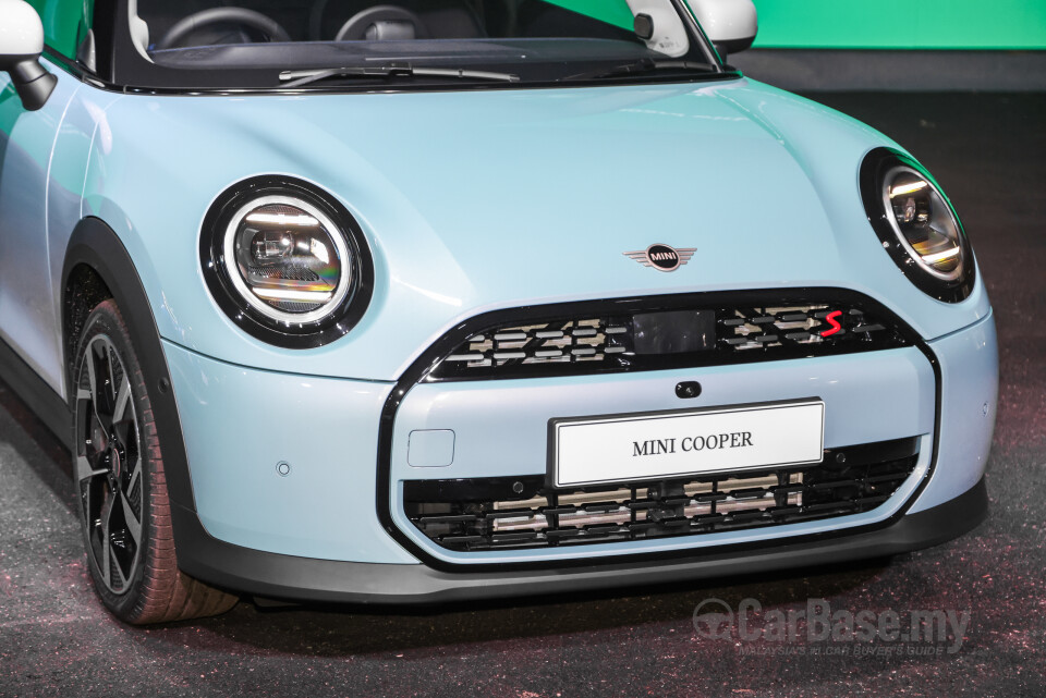 MINI 3 Door F66 (2024) Exterior