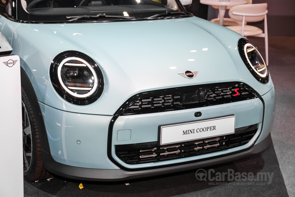 MINI 3 Door F66 (2024) Exterior