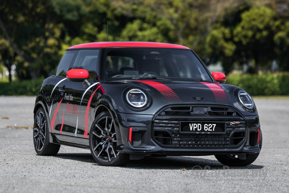 MINI 3 Door F66 (2024) Exterior