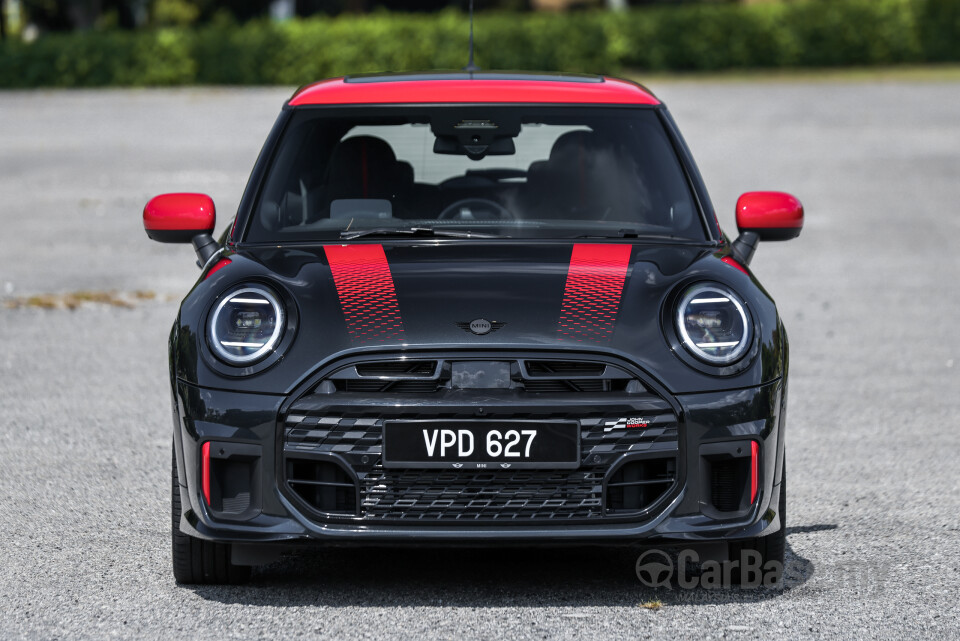 MINI 3 Door F66 (2024) Exterior