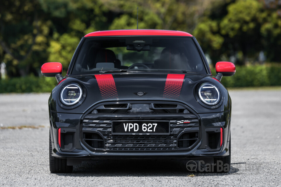 MINI 3 Door F66 (2024) Exterior